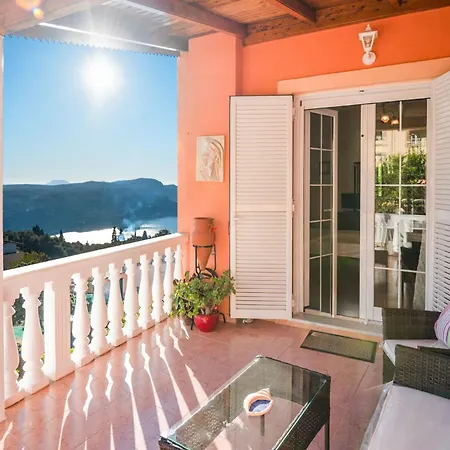 Loris Villa *